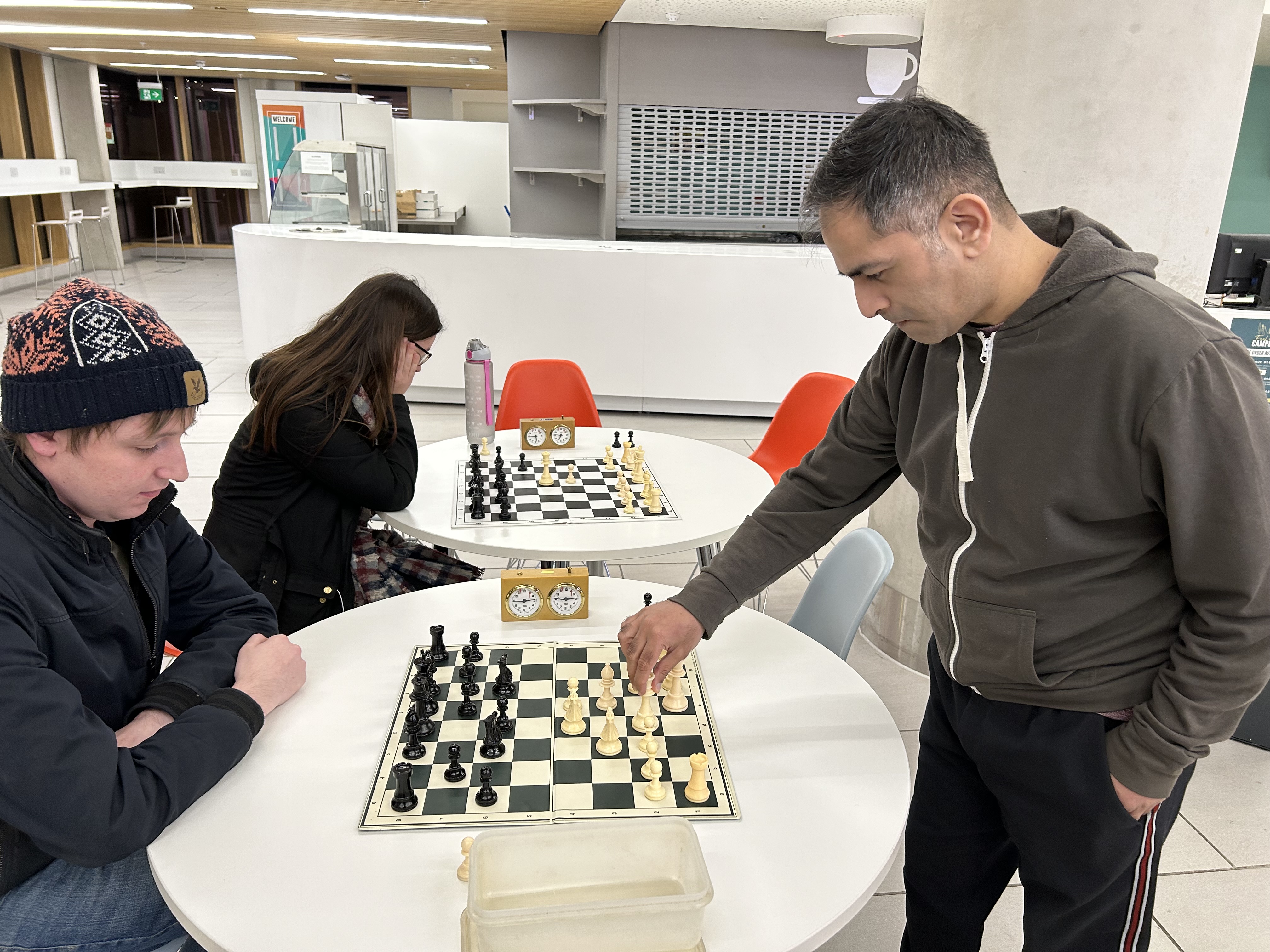 Samir wins a stylish "miniature" for Luton A