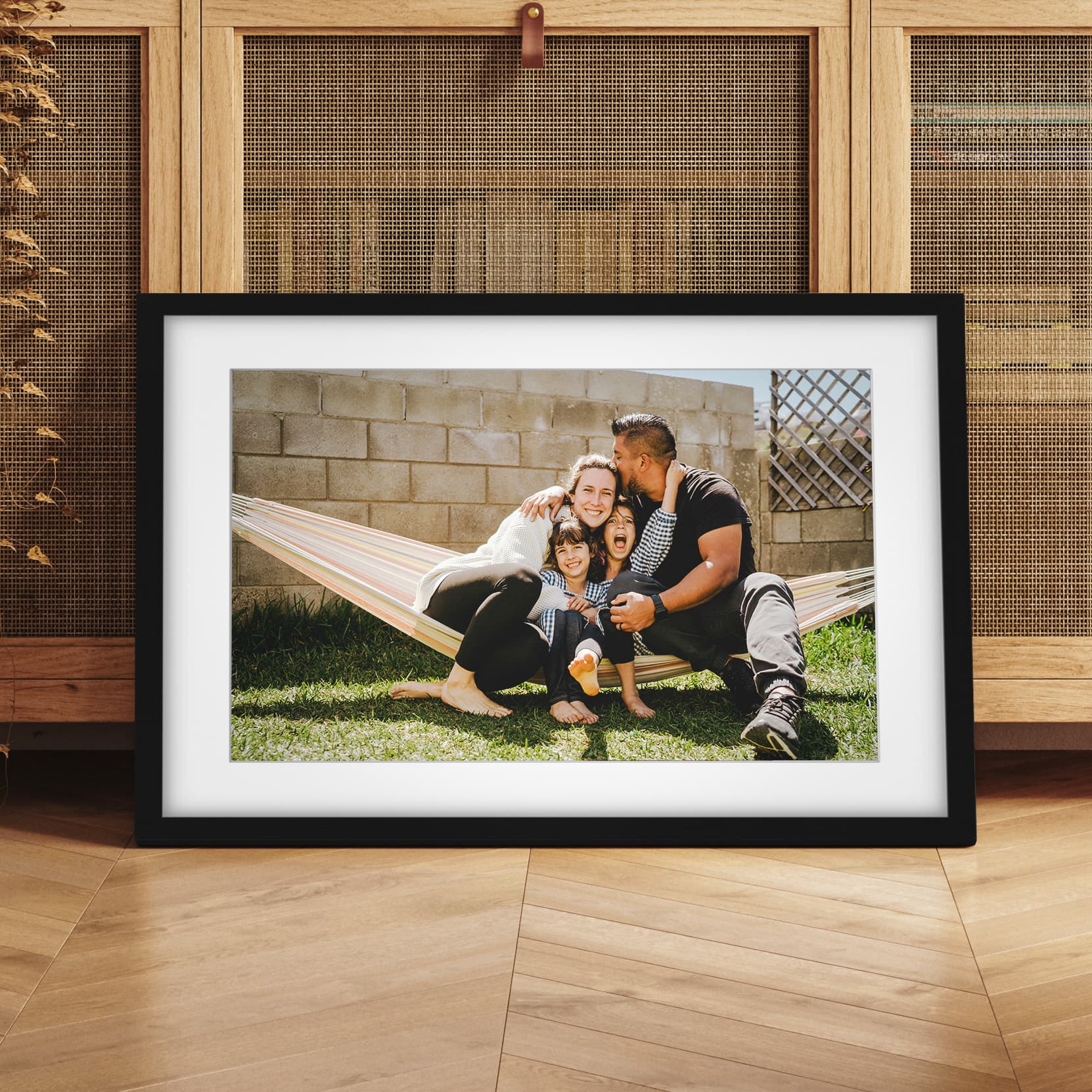 Get 55% of f framed prints