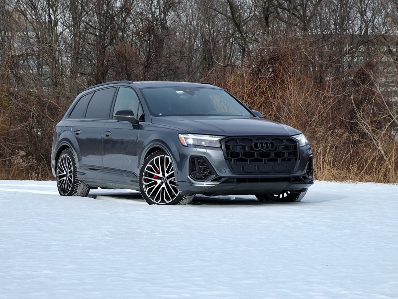 2025 Audi SQ7 Road Test and Review