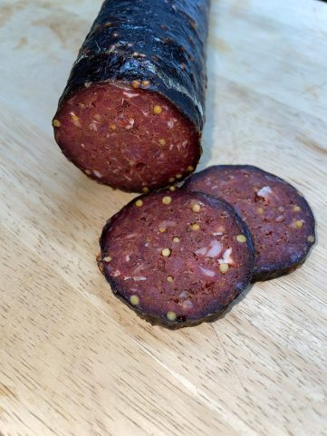 Wildbretverwertung-Salami-361x481.jpeg