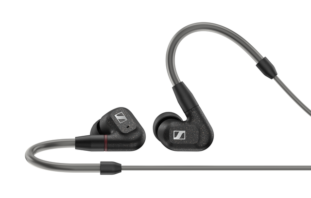 SENNHEISER IE300 ゼンハイザーまだお値下げは不可です