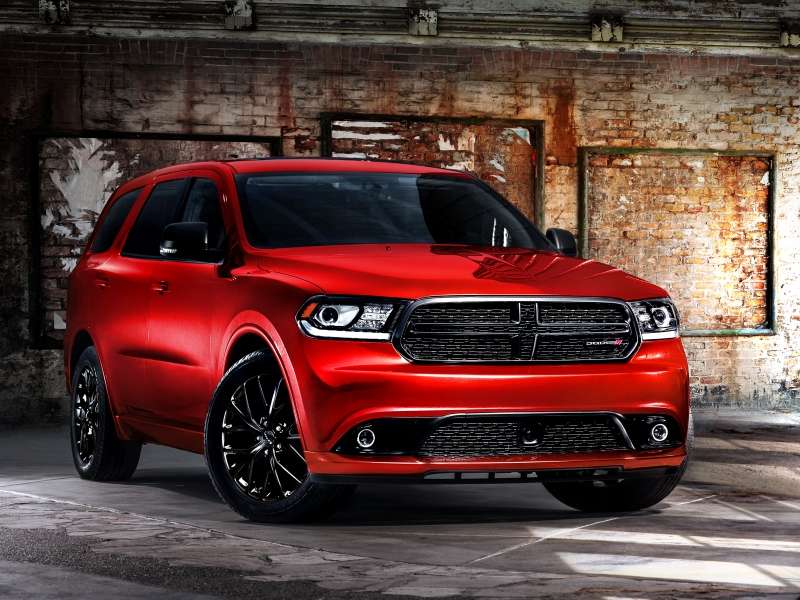 dodge durango red front ・  Photo by FCA Media