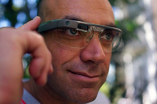 (Google Glass / Foto: Rijans007 / Flickr / CC BY-ND-ND-2.0) 
