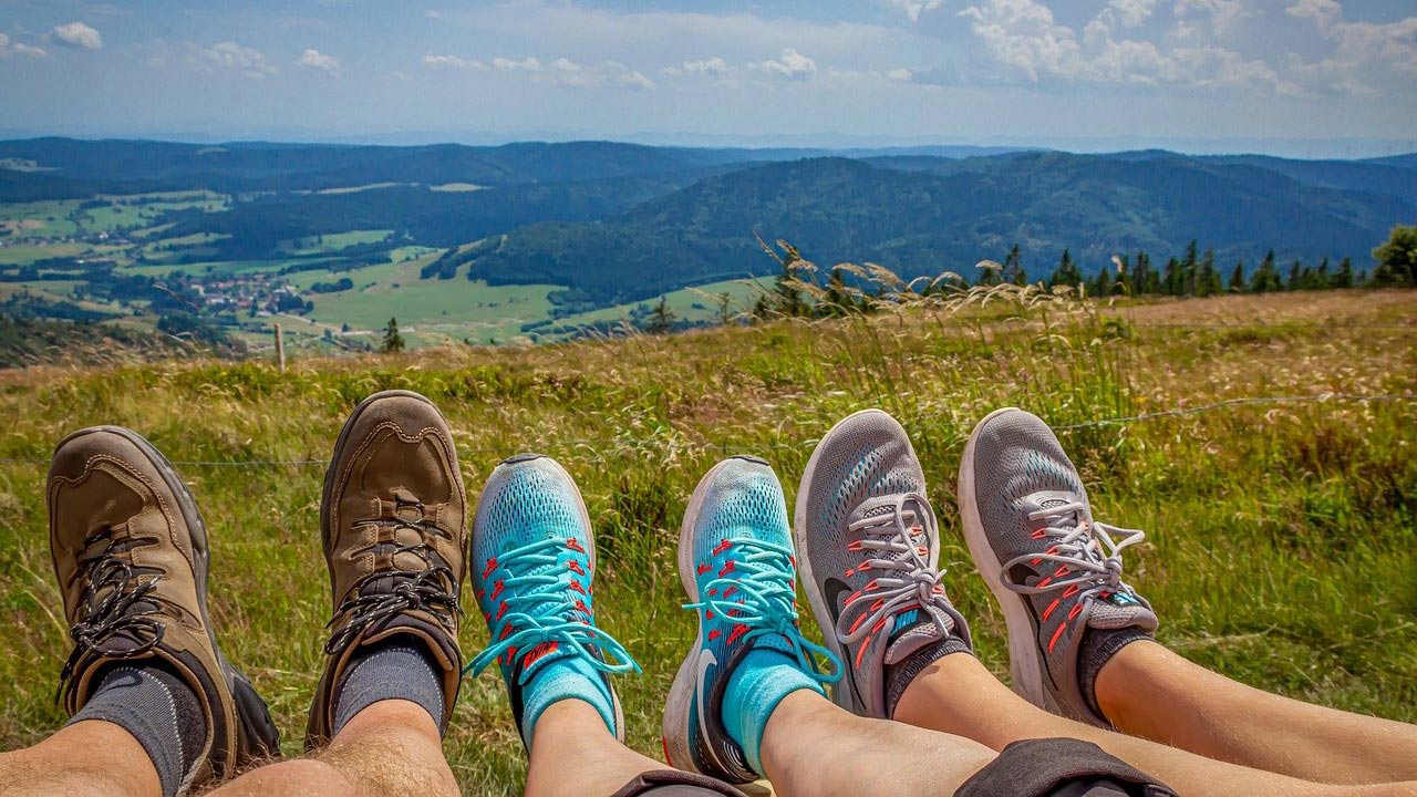 Trail Runners VS Hiking Boots: The Ultimate Hiking Footwear Guide