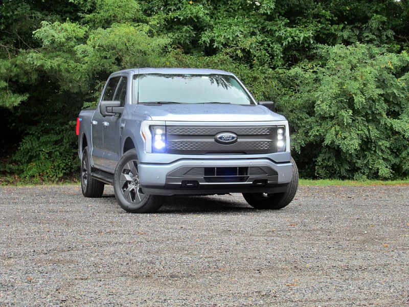 2022 Ford F-150 Lightning XLT ・  Photo by Brady Holt