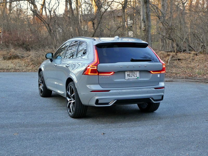 2025 Volvo XC60 PHEV Polestar Engineered ・  Photo by Brady Holt