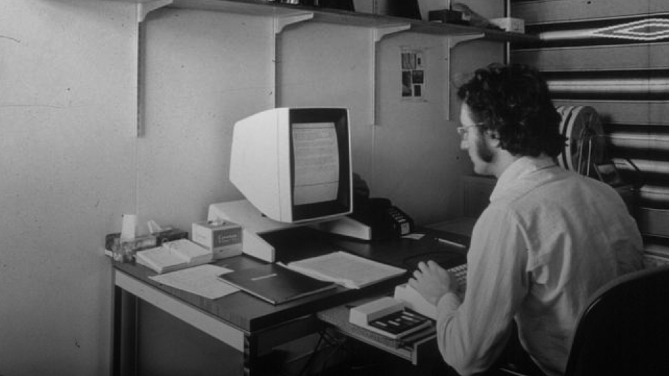 Larry Tesler on Xerox Alto.jpg