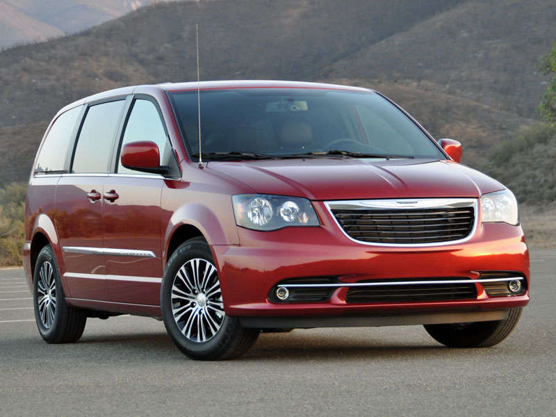 Chrysler town and country 2024 minivan