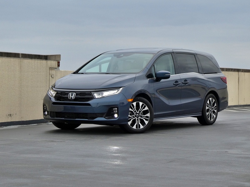 2025 Honda Odyssey Road Test and Review