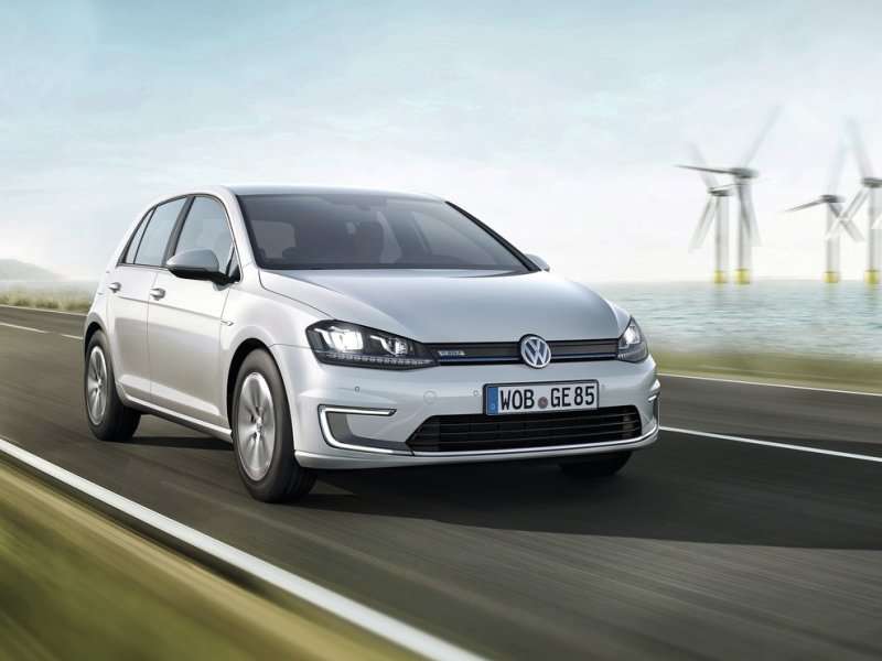 2015 vw golf ev front view 