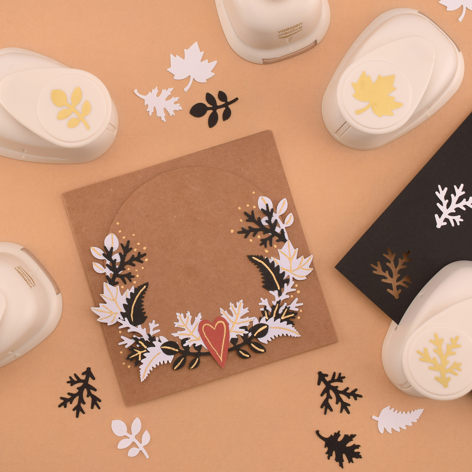 #vaessencreative #craftedtosmile #cardmaking #kaartenmaken #kartenbasteln #cardinspiration #handmadegreetingcards #papercraftingaddict #handgemaaktekaarten #papierkram #papierliebe #paperlove #papierkreationen #papercrafts #papercrafting #easycrafts #craftingfun #paperpunch #punches #ponsen #stanzer #autumncrafts #autumncardmaking