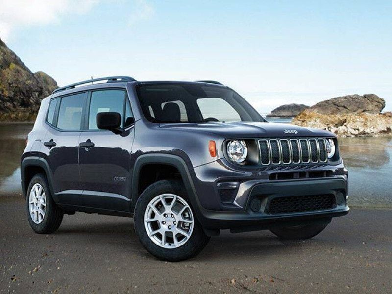 2019 Jeep Renegade Sport blue parked ・  Photo by Jeep 