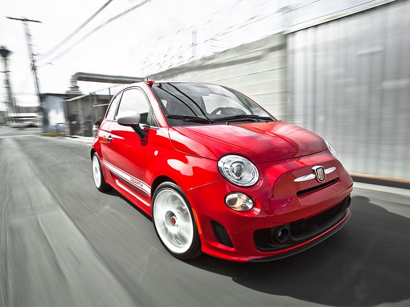 2016-Fiat-500-Abarth.jpg