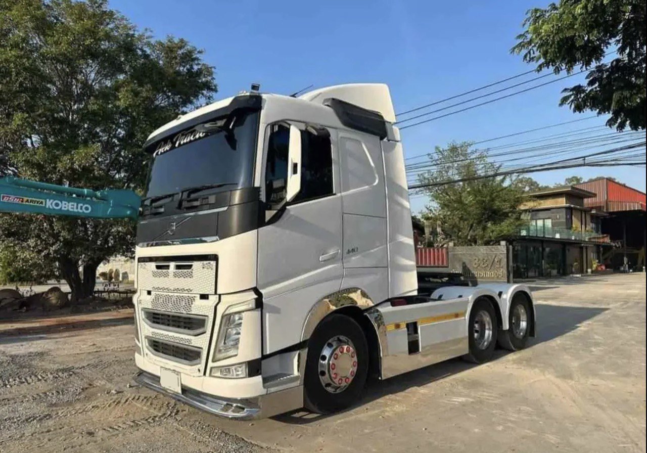 Главное изображение Volvo clr7qe03h0lac0c15xz8xorj3