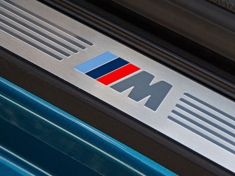2016 BMW M2 badged door sill ・  Photo by General Motors