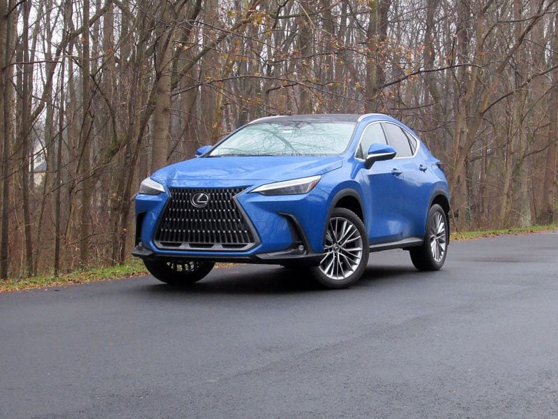 2022 Lexus NX 350h ・  Photo by Brady Holt