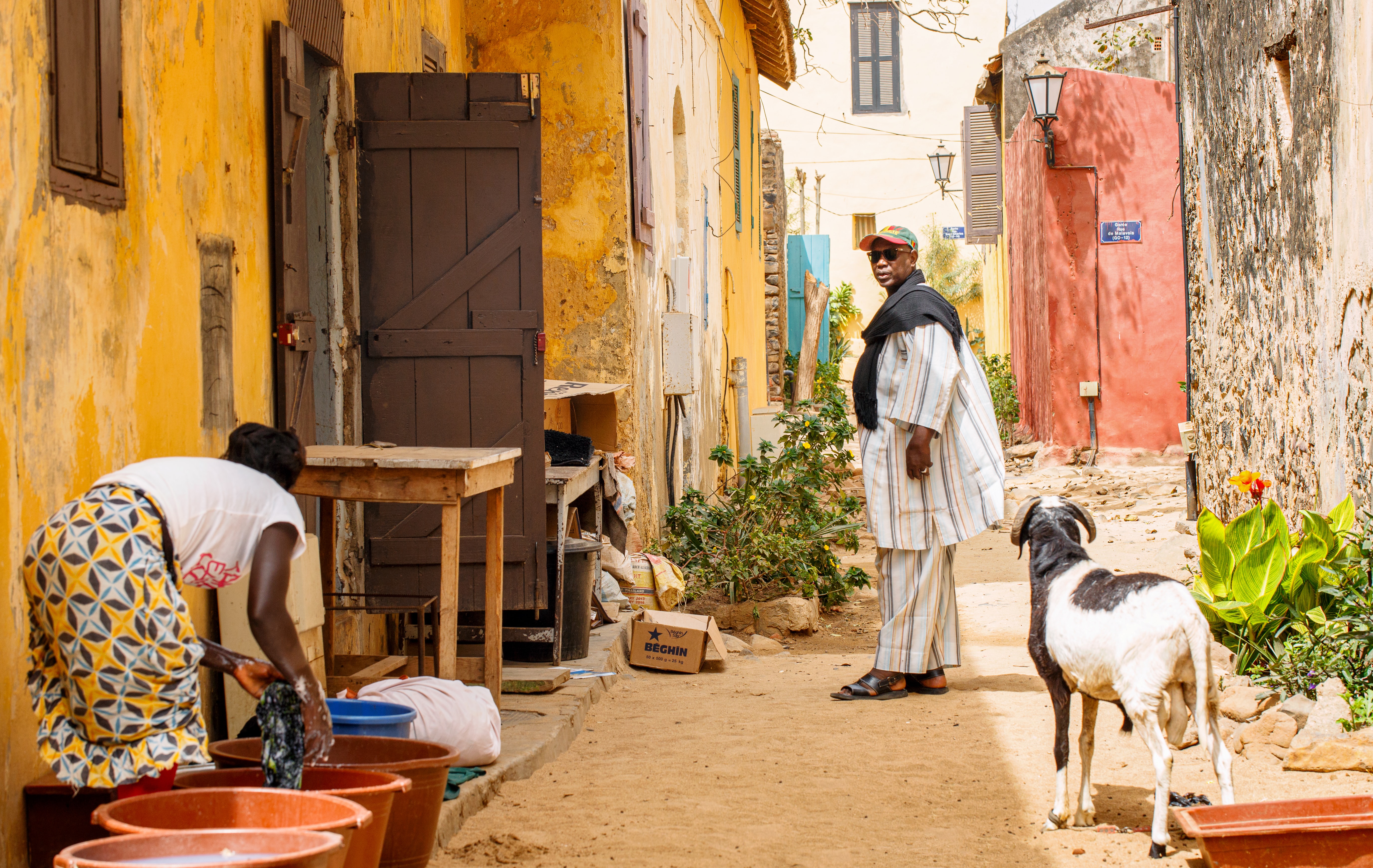 Street life in Ile de Gorée