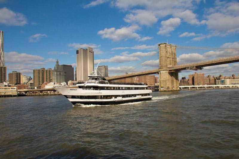 City Cruises and the Brooklyn Bridge