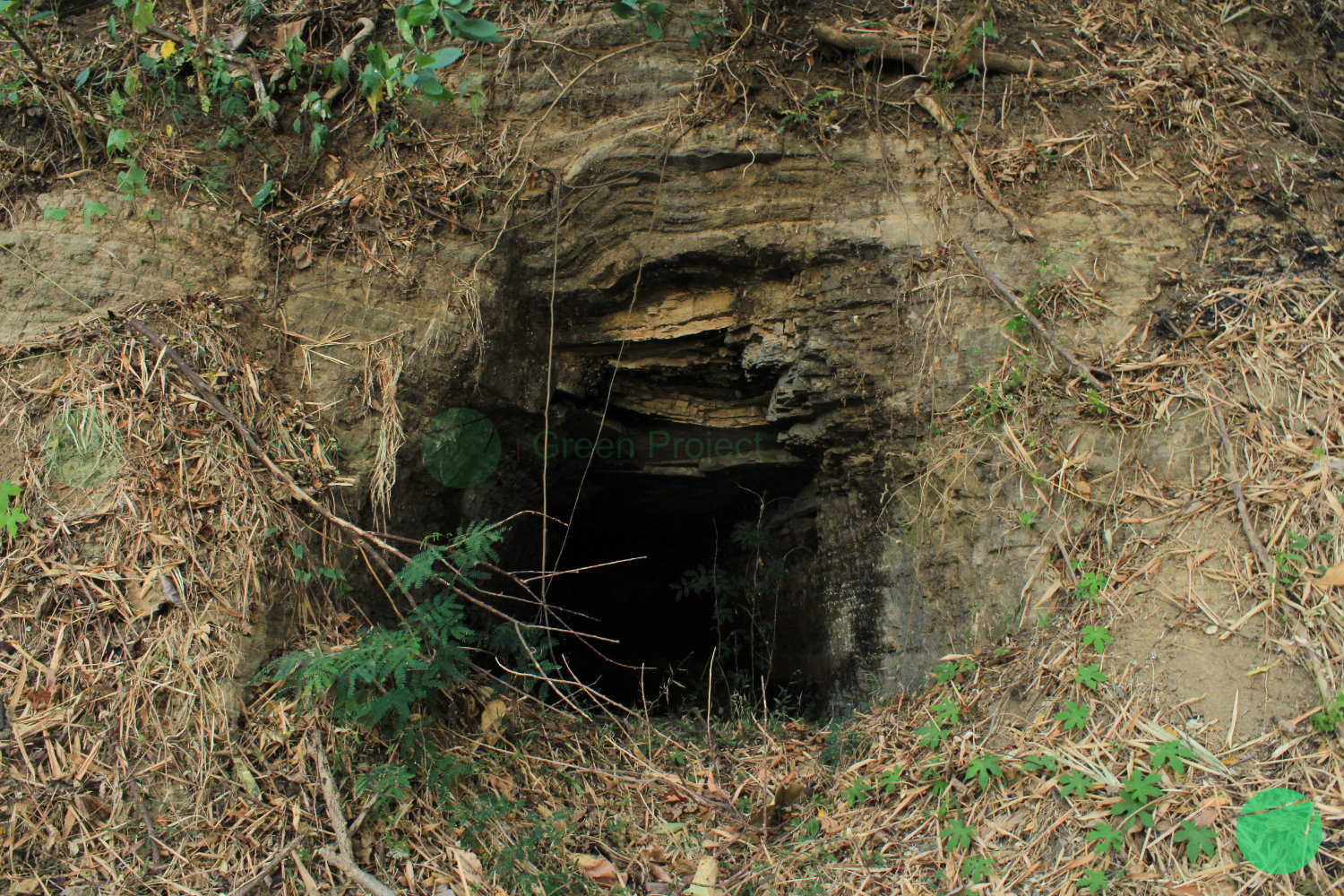 gua jepang di danau setu patok - 2.jpg