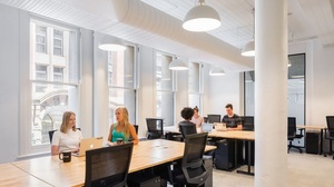 A Simple Guide to Coworking vs. Serviced Offices
