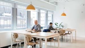 A Simple Guide to Serviced Offices vs. Coworking