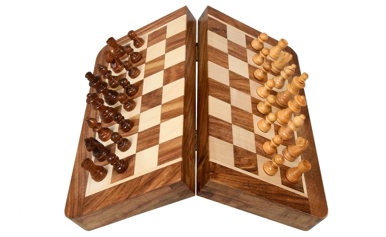 Jeu d'échecs pliable magnétique - 30 cm