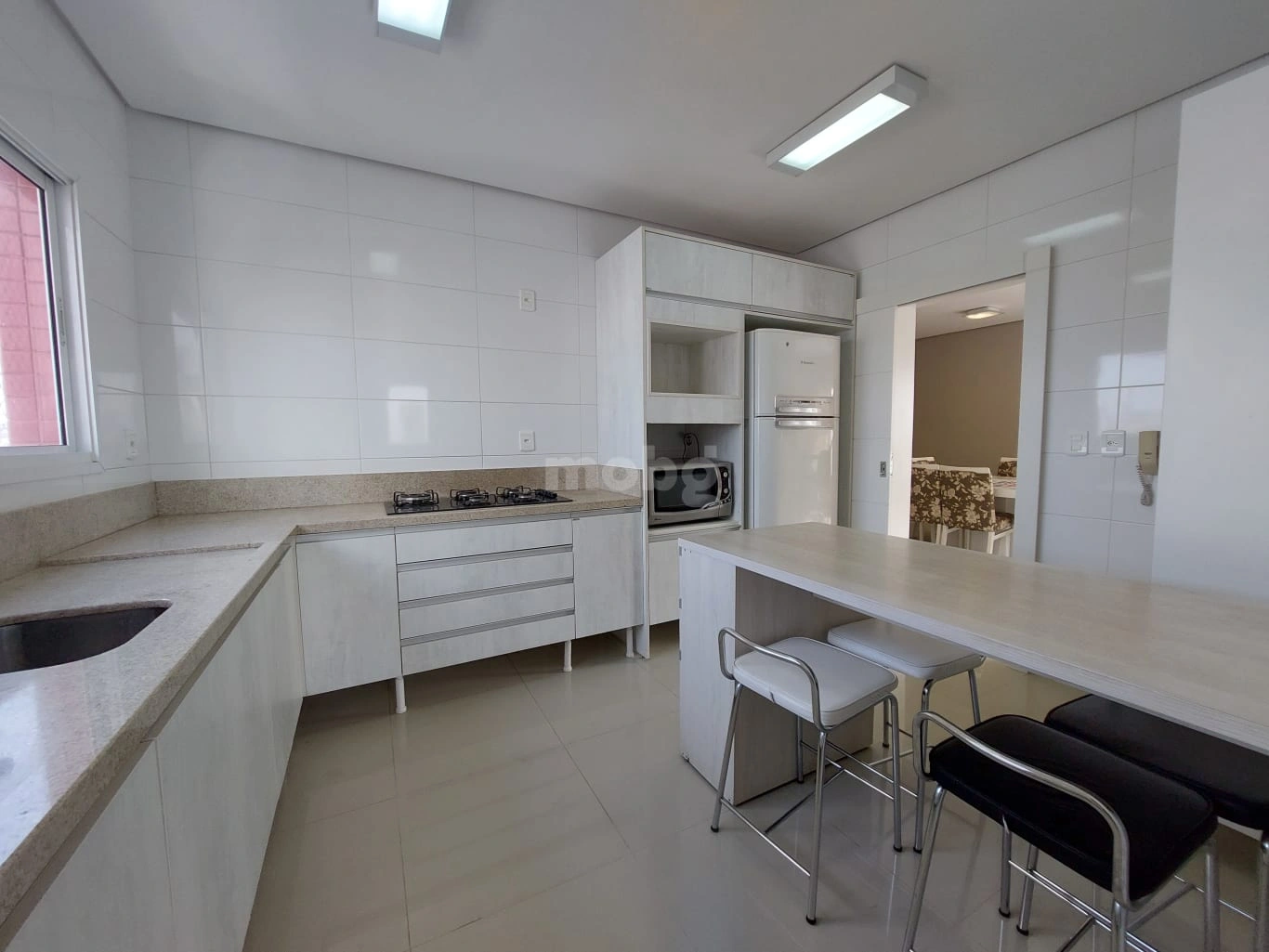 Apartamento para alugar com 3 quartos