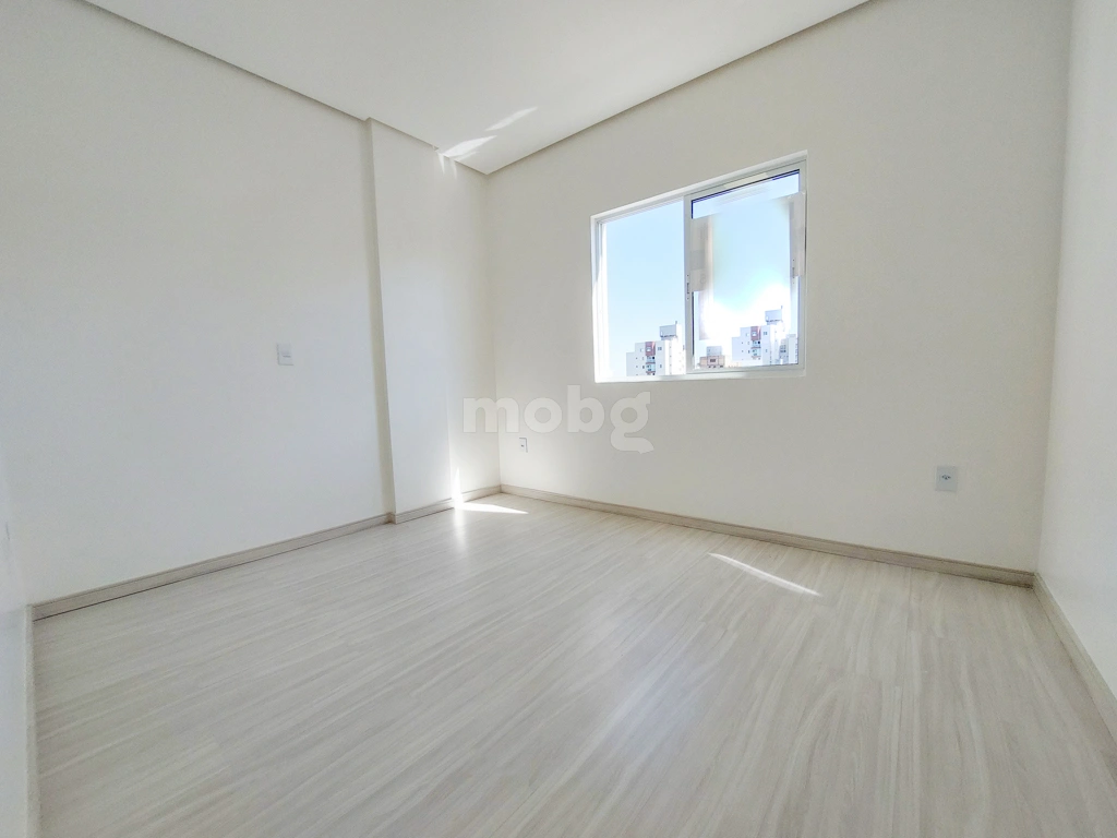 Apartamento para alugar com 3 quartos