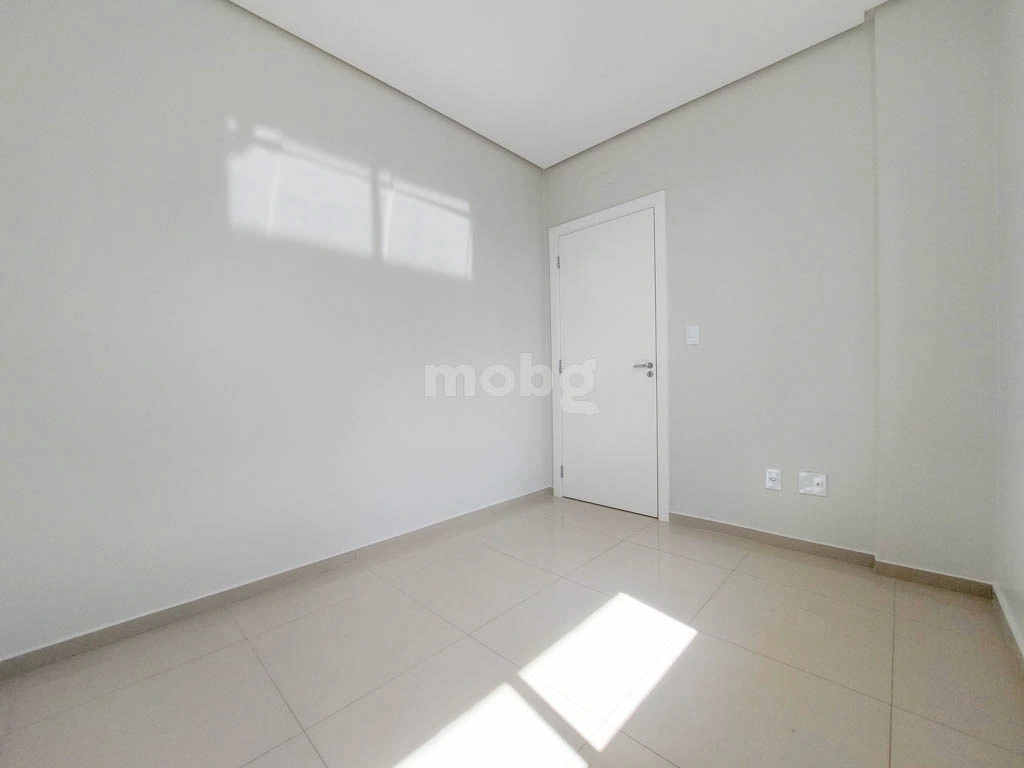 Apartamento para alugar com 3 quartos