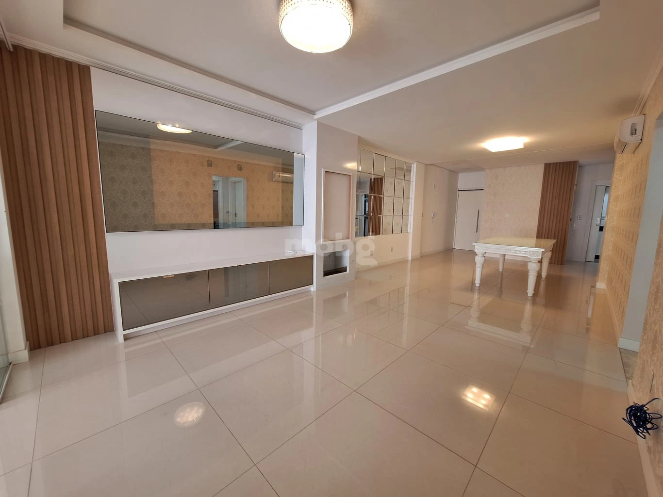 Apartamento para alugar com 2 quartos