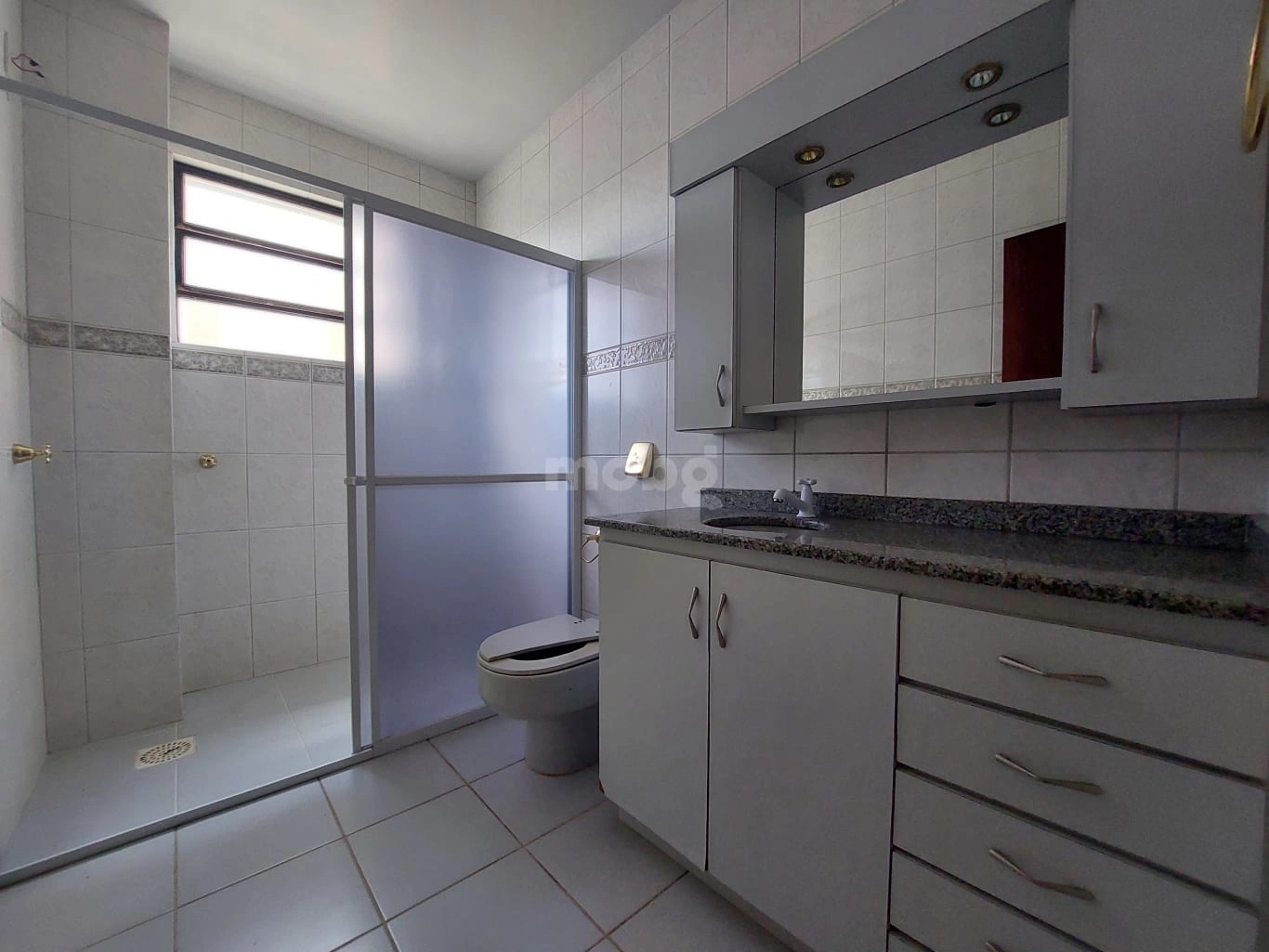 Apartamento para alugar com 4 quartos