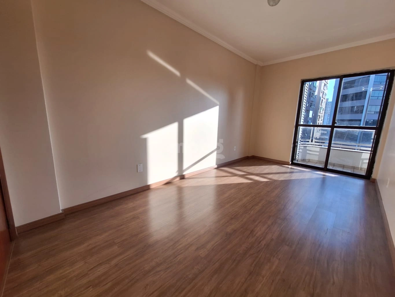 Apartamento para alugar com 3 quartos