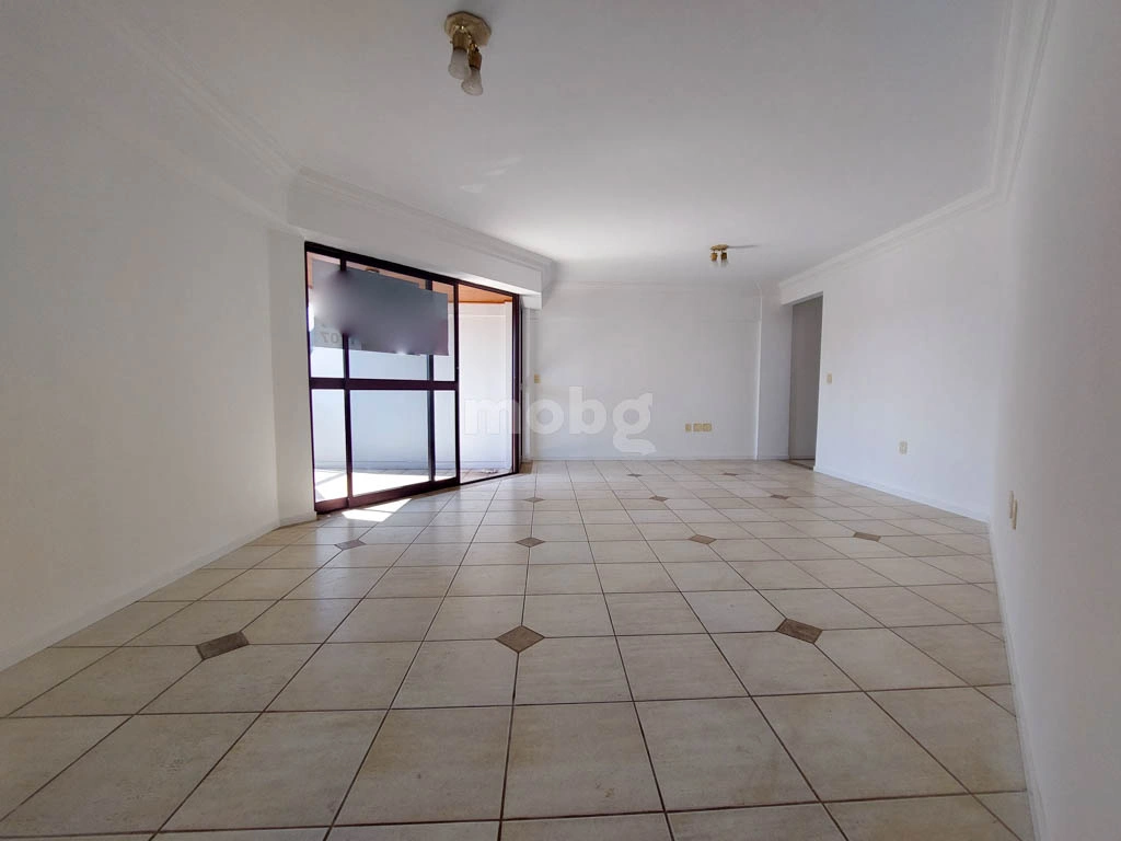 Apartamento para alugar com 3 quartos