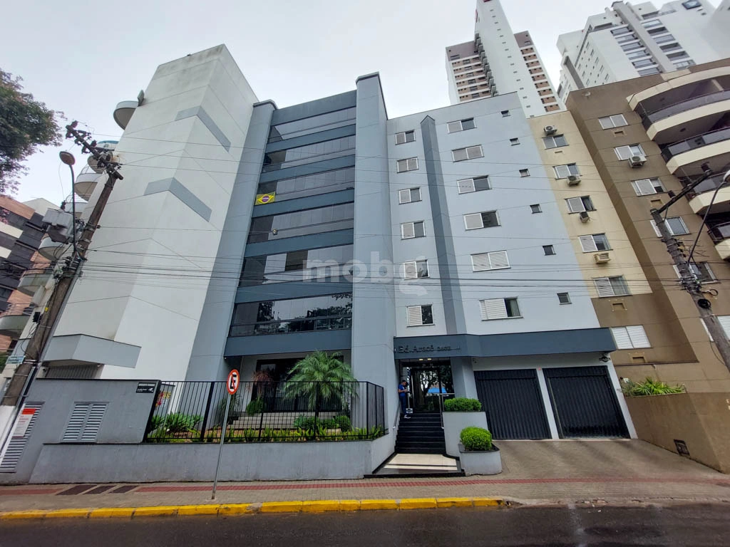 Apartamento para alugar com 3 quartos