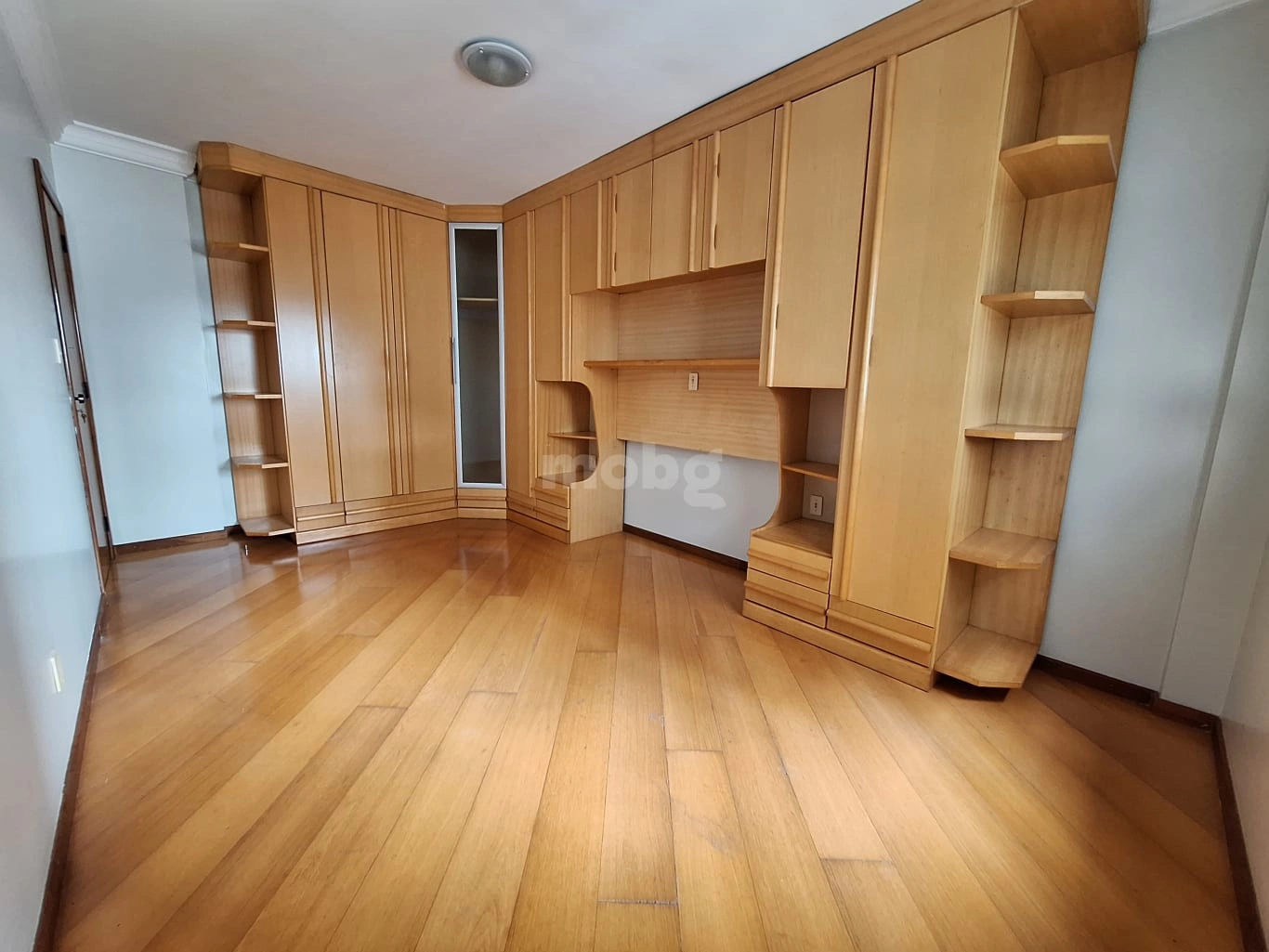 Apartamento para alugar com 3 quartos