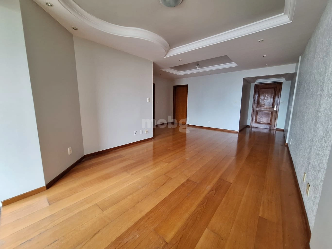 Apartamento para alugar com 3 quartos