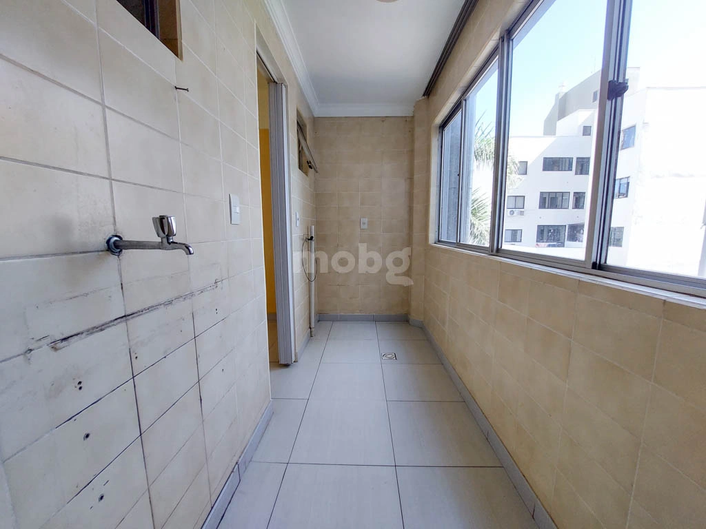 Apartamento para alugar com 3 quartos