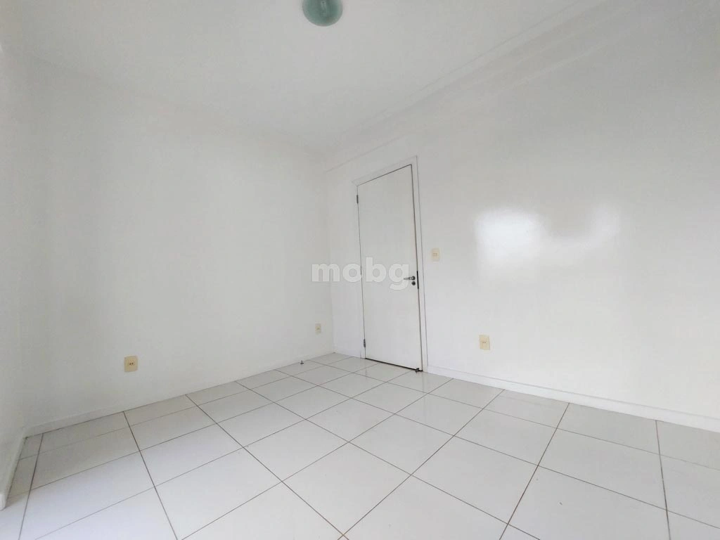 Apartamento para alugar com 3 quartos