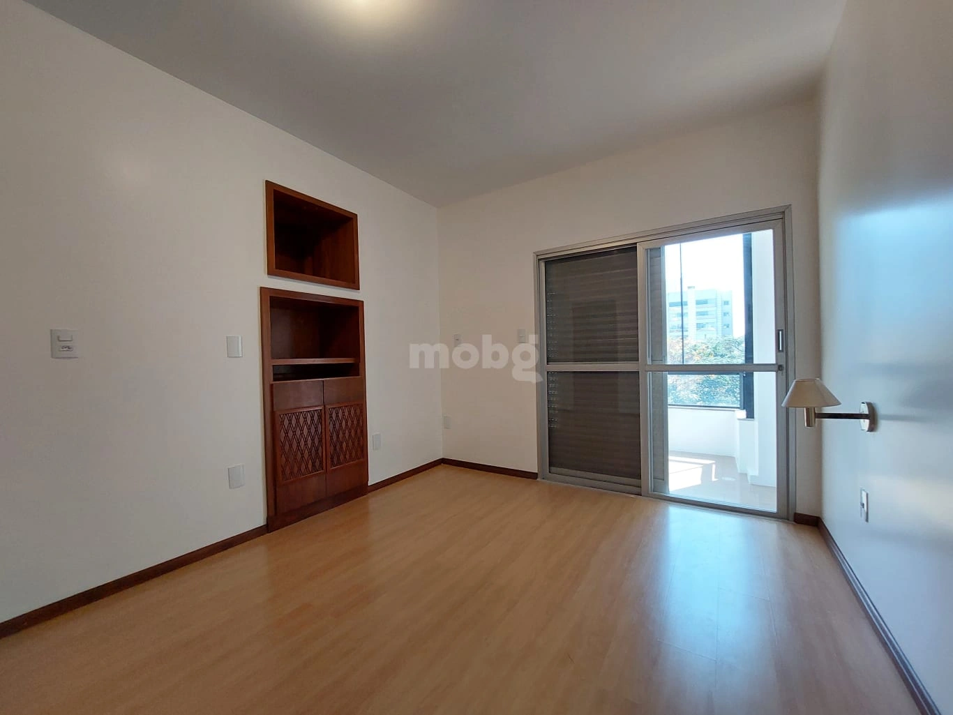 Apartamento para alugar com 4 quartos