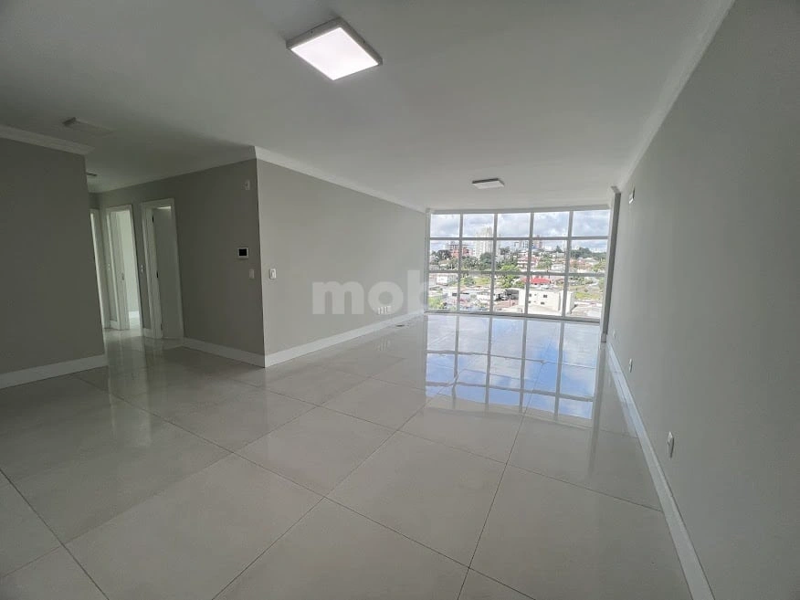 Apartamento para alugar com 3 quartos