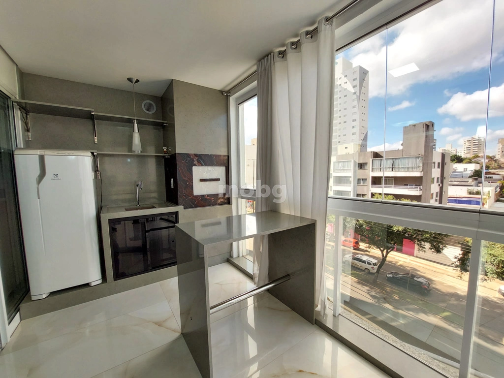 Apartamento para alugar com 3 quartos