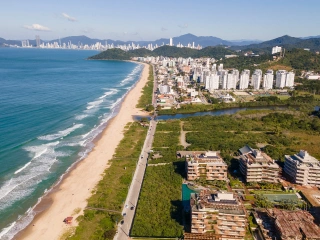 Praia Brava em Itajaí, SC