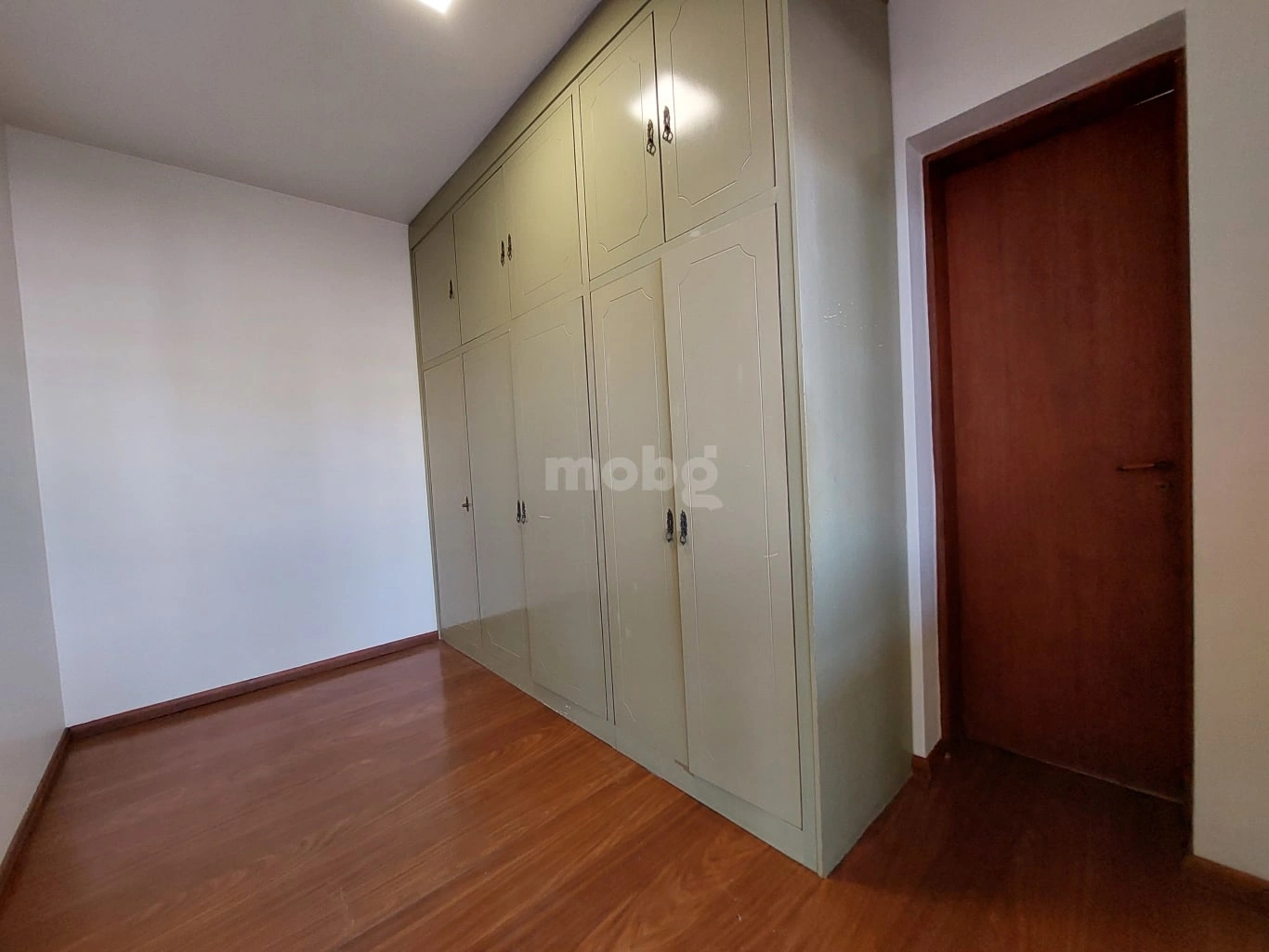 Apartamento para alugar com 4 quartos