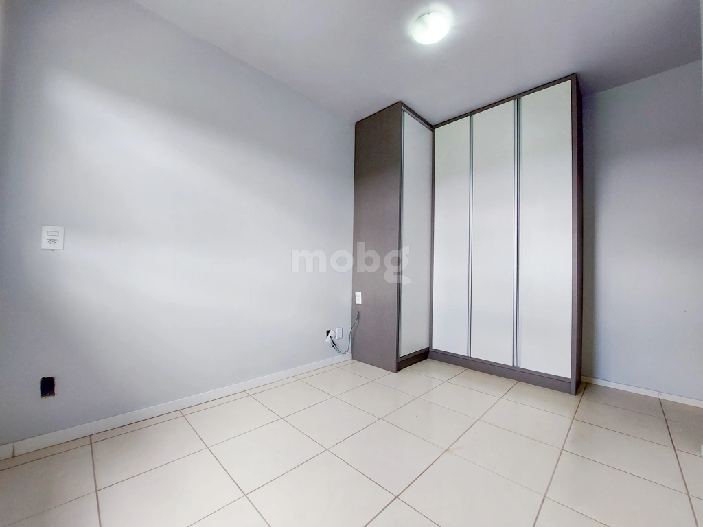 Apartamento para alugar com 2 quartos