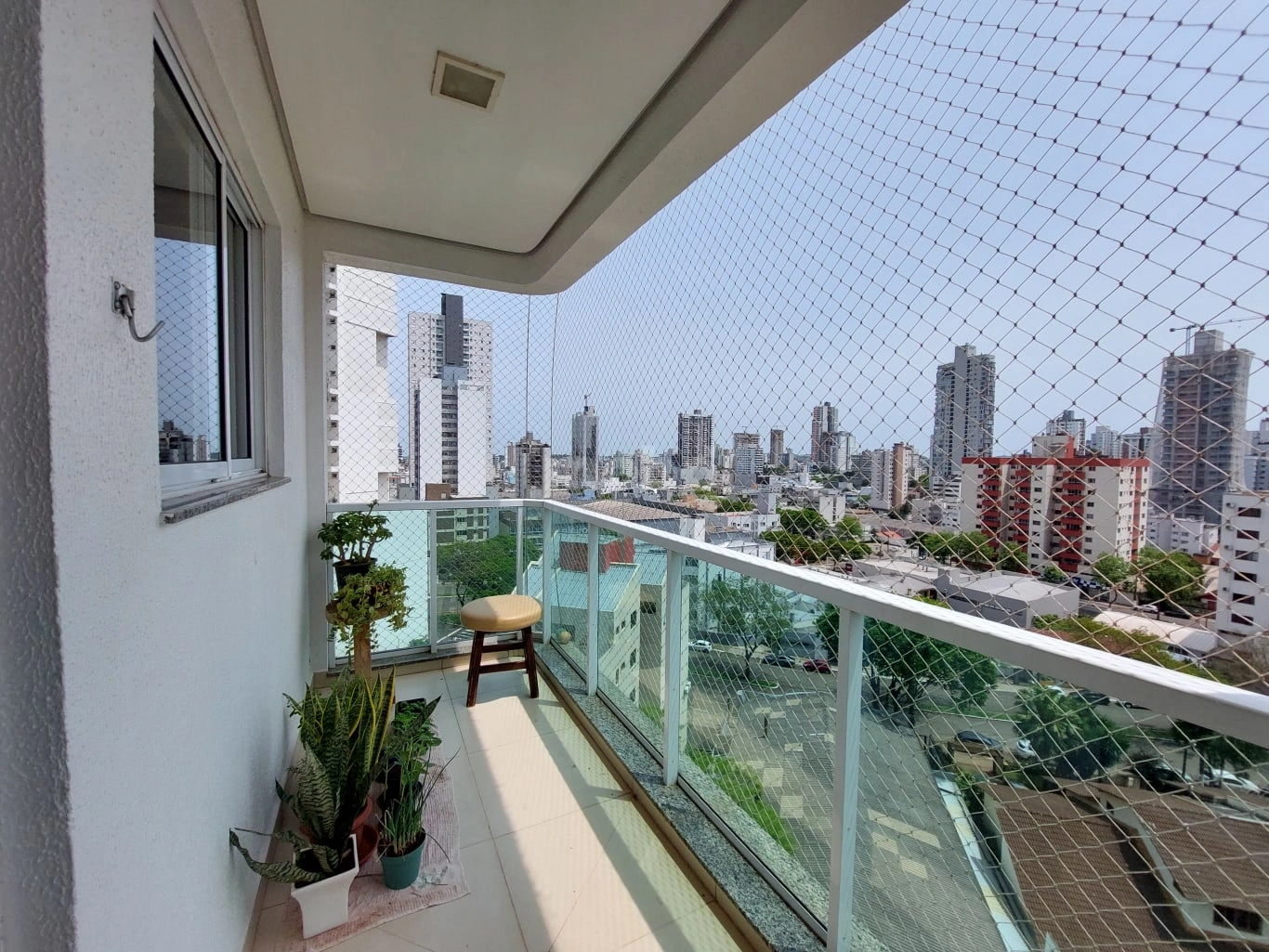 Apartamento para alugar com 3 quartos