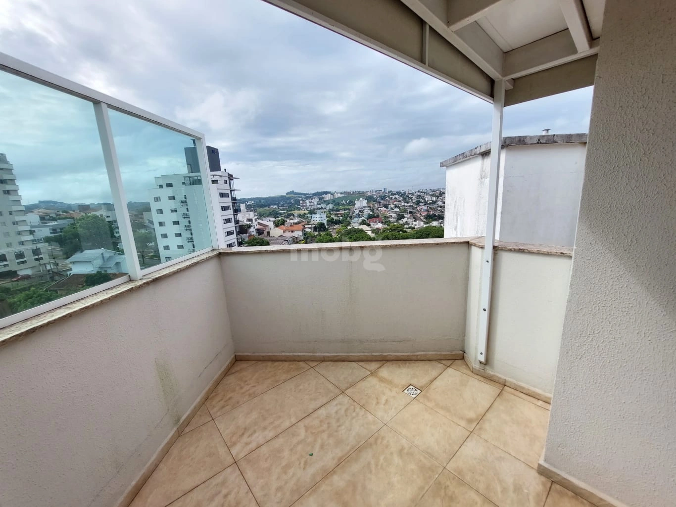 Apartamento para alugar com 3 quartos