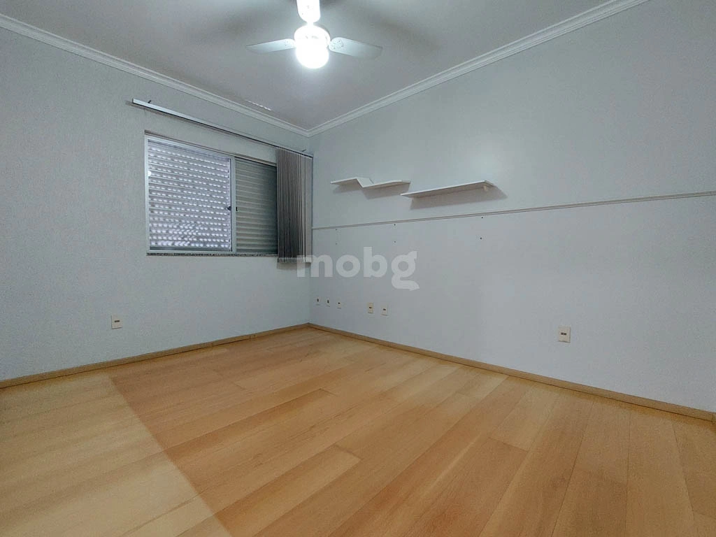 Apartamento para alugar com 3 quartos