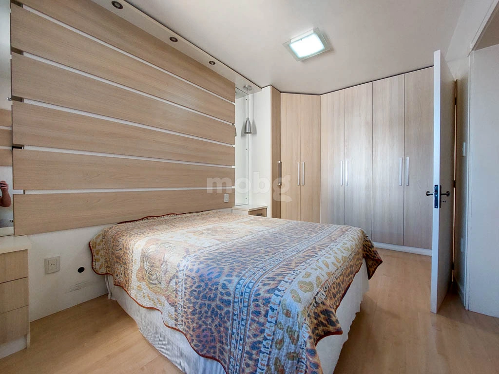 Apartamento para alugar com 3 quartos