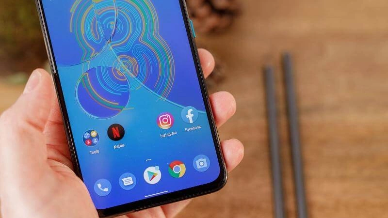 Zenfone 8 Flip