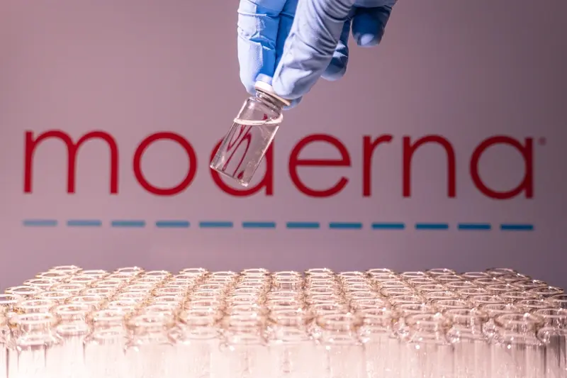 Moderna shares jump 6% on promising cancer vaccine trial featured picture